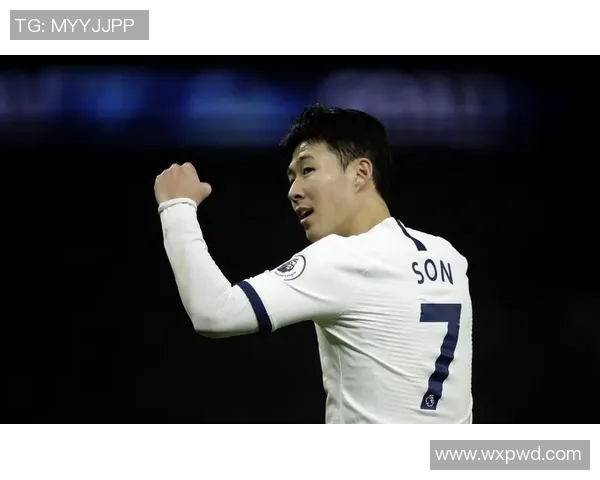 七号球星引领风潮 揭开足球场上的传奇故事与背后努力